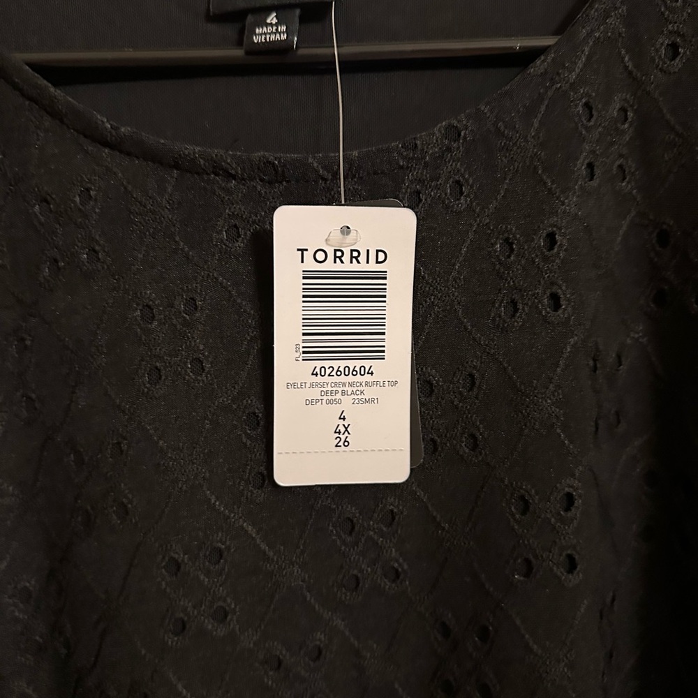 Torrid Black Eyelet Top with Ruffle Sleeves size 4x 26. NWT - Picture 2 of 6